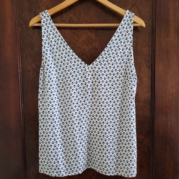 Blue Ikat Design Sleeveless Top | SIZE Large - Picture 11 of 11